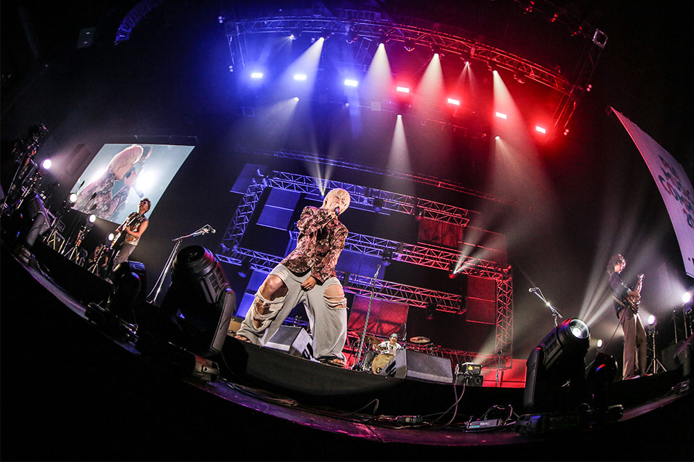 10.4 ヤングスキニー